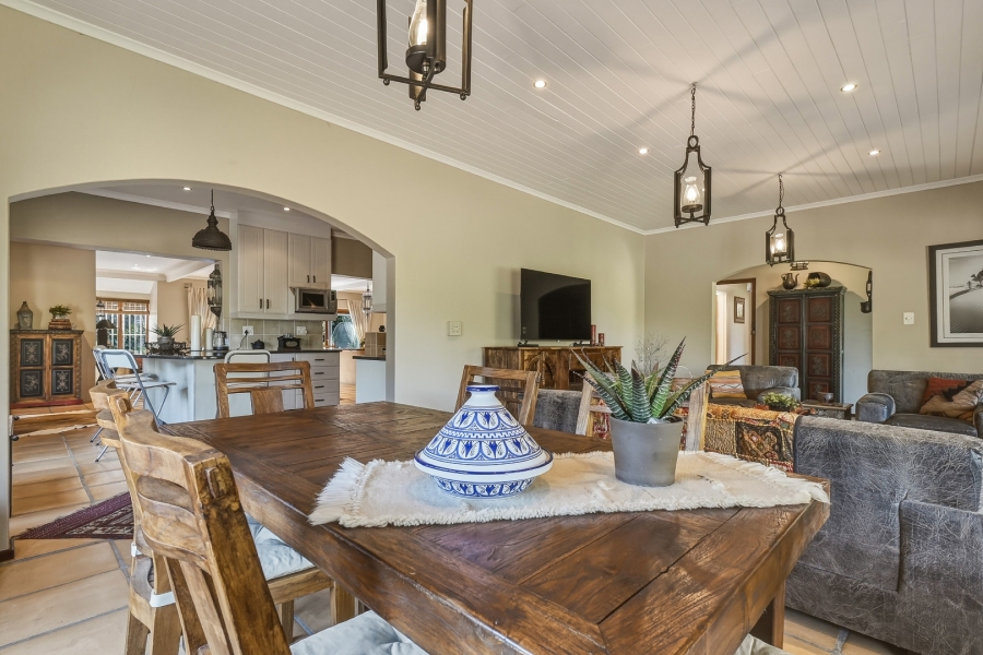 5 Bedroom Property for Sale in Constantia Western Cape